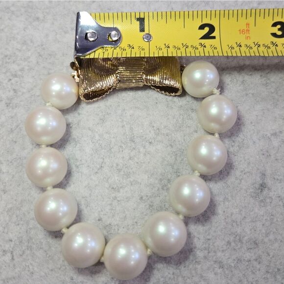 🐢 Kate Spade Gold Bow + Pearl Bracelet 🥰🥰😍 - Picture 8 of 13